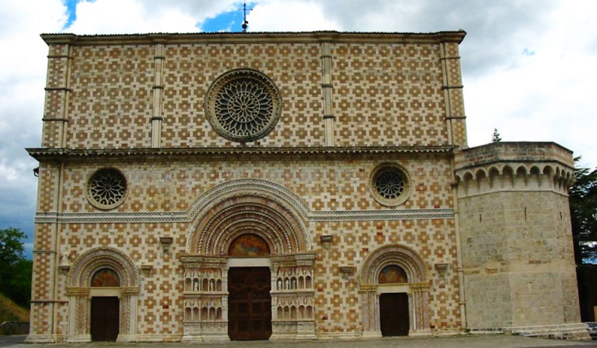 LAquila_Basilica-di-collemaggio